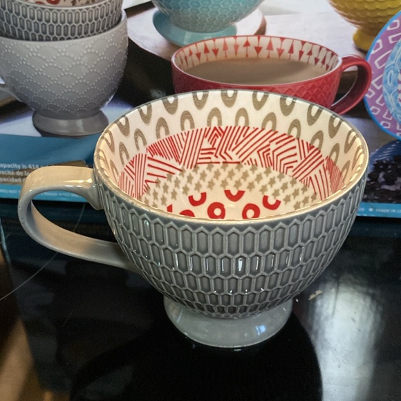 Signature Footed Coffee mugs. New in box. Set of 6 - Picture 9 of 10